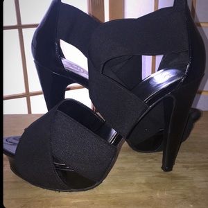 JESSICA SIMPSON HEELS